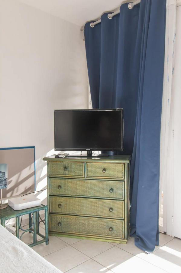Le MarinUn Pied-A-Terre Face A La Marinaアパートメント エクステリア 写真